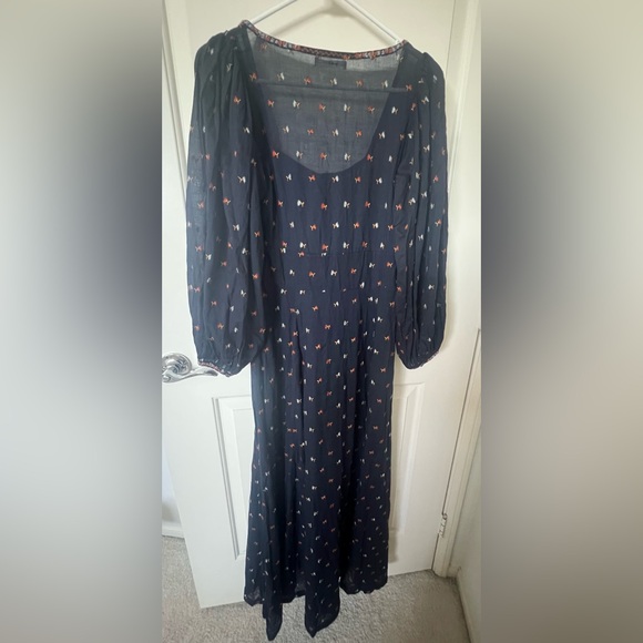 DÔEN Carolina Dress in Navy Carnation Embroidery - Picture 4 of 8